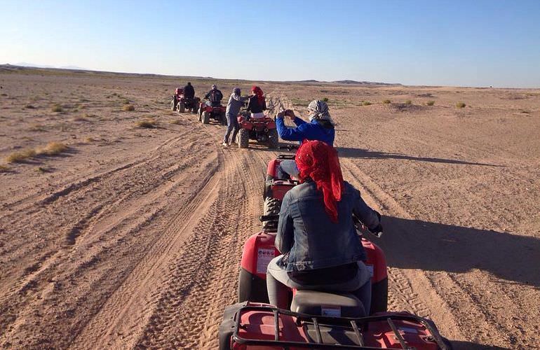 Quad Safari am Morgen in El Quseir mit Kamelreiten im Beduinendorf